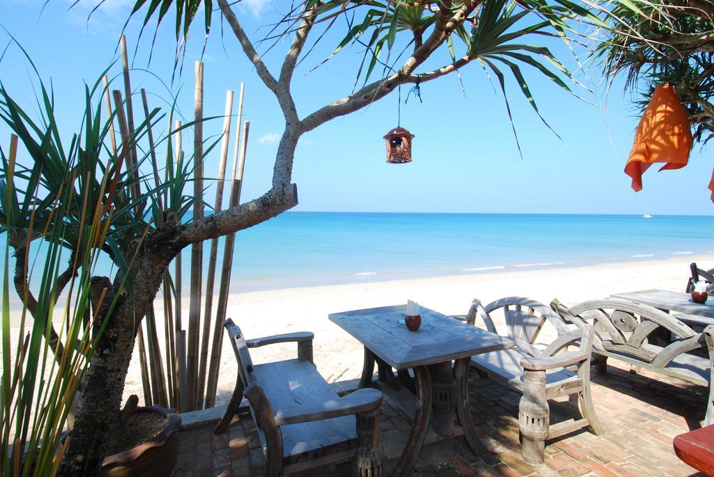 Clean Beach Resort Ko Lanta Extérieur photo