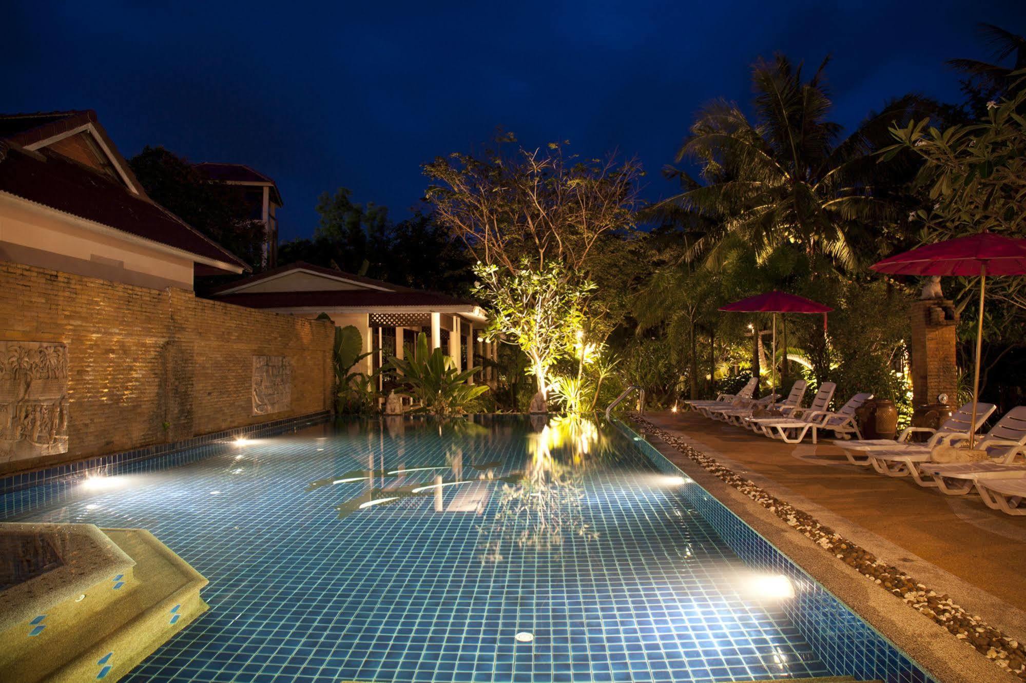 Clean Beach Resort Ko Lanta Extérieur photo
